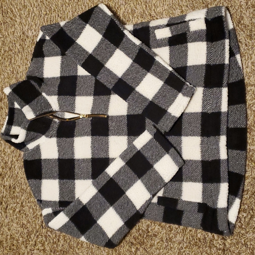 Old Navy fleece pullover
